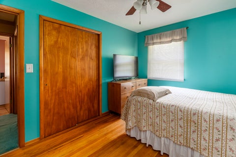 Tiny photo for 1504 W Walnut Street, Carbondale, IL 62901 (MLS # 12772002)