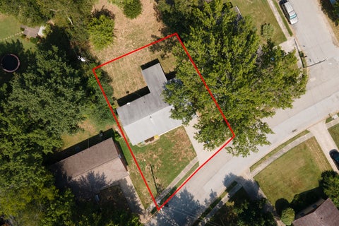 Tiny photo for 1504 W Walnut Street, Carbondale, IL 62901 (MLS # 12772002)