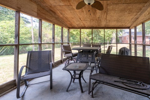 Tiny photo for 1504 W Walnut Street, Carbondale, IL 62901 (MLS # 12772002)