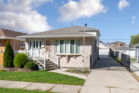 Photo of 6110 S Normandy Avenue, Chicago, IL 60638 (MLS # 12773728)