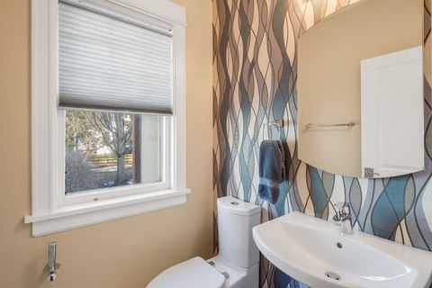 Tiny photo for 2509 Pioneer Road, Evanston, IL 60201 (MLS # 12593384)