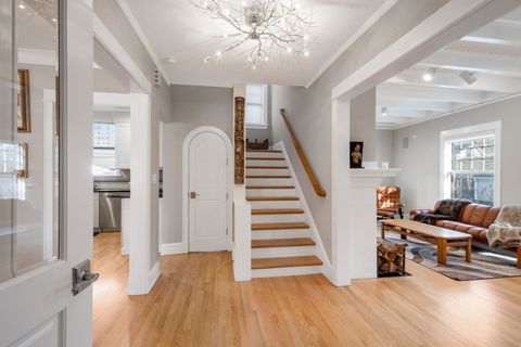 Tiny photo for 2509 Pioneer Road, Evanston, IL 60201 (MLS # 12593384)