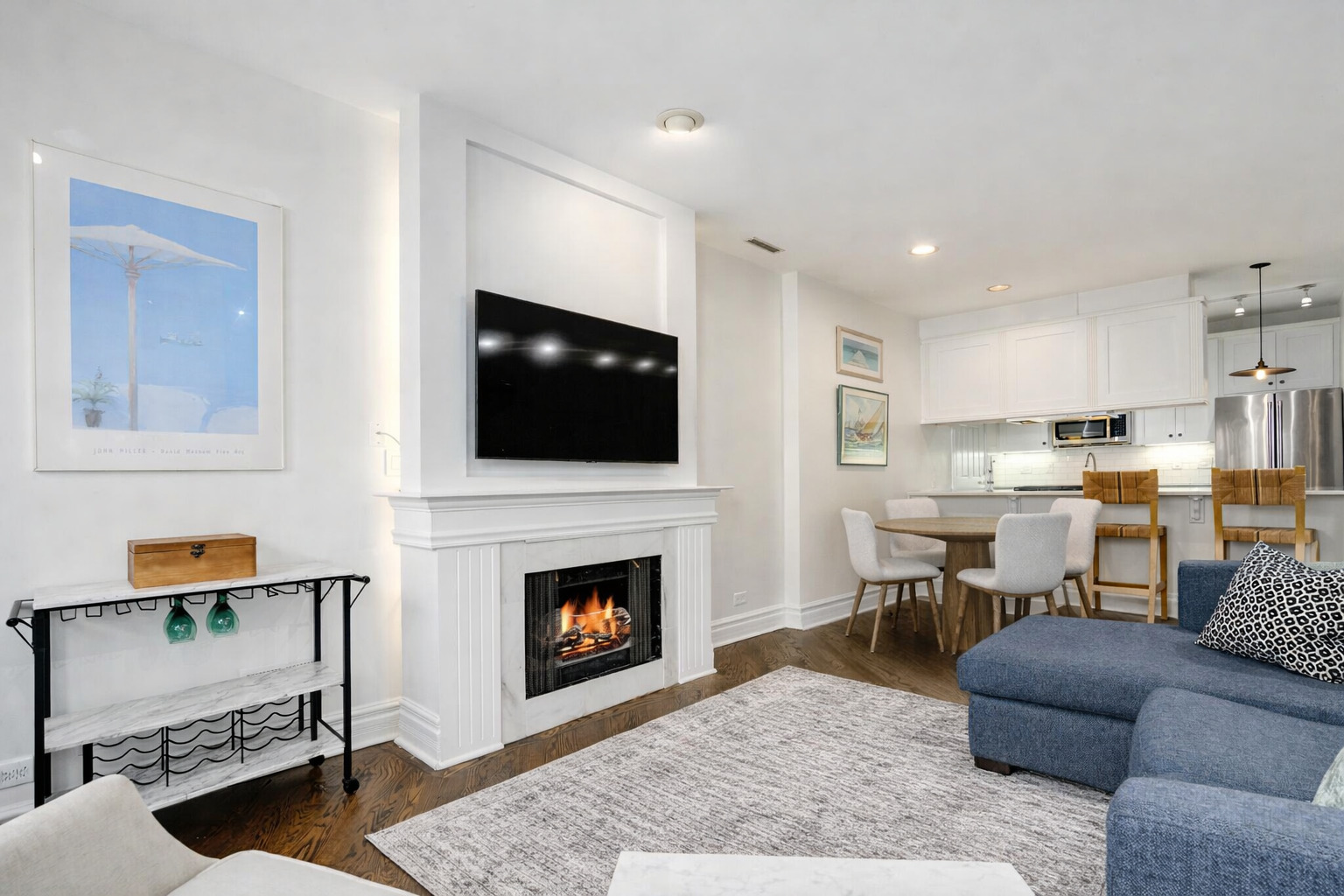 1952 N Seminary Avenue 1F