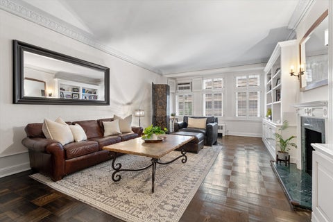 Tiny photo for 222 E Chestnut Street #6B, Chicago, IL 60611 (MLS # 12725526)