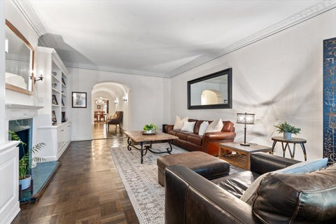 Tiny photo for 222 E Chestnut Street #6B, Chicago, IL 60611 (MLS # 12725526)