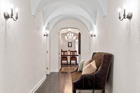 Tiny photo for 222 E Chestnut Street #6B, Chicago, IL 60611 (MLS # 12725526)