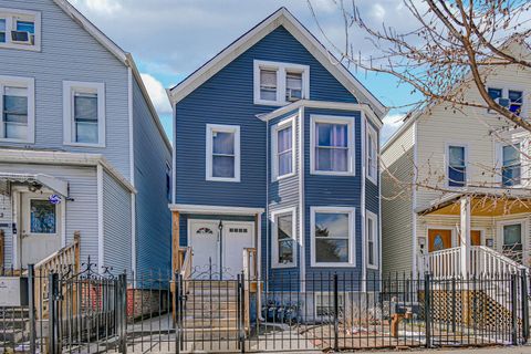 3056 N Drake Avenue 1 Chicago IL 60618