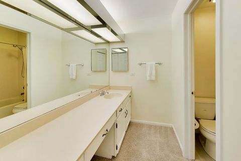Tiny photo for 684 Regent Lane, Prospect Heights, IL 60070 (MLS # 12604839)