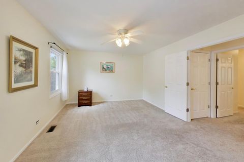 Tiny photo for 684 Regent Lane, Prospect Heights, IL 60070 (MLS # 12604839)
