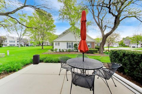 Tiny photo for 684 Regent Lane, Prospect Heights, IL 60070 (MLS # 12604839)