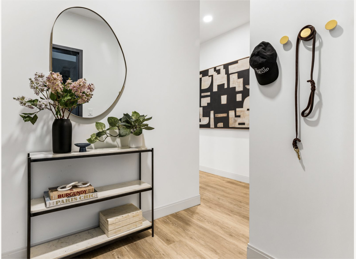 218 E Grand Avenue 1009