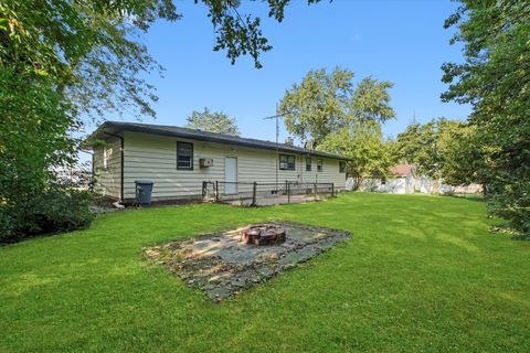 Tiny photo for 812 Northern Drive, Lockport, IL 60441 (MLS # 12477625)