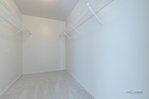 Tiny photo for 810 Edgemere Road, Buffalo Grove, IL 60089 (MLS # 12679898)