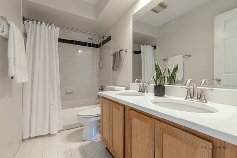 Tiny photo for 810 Edgemere Road, Buffalo Grove, IL 60089 (MLS # 12679898)