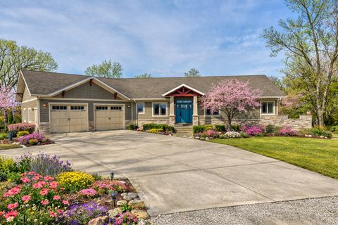 Photo of 941 N 2150th Road, Ottawa, IL 61348 (MLS # 12580991)