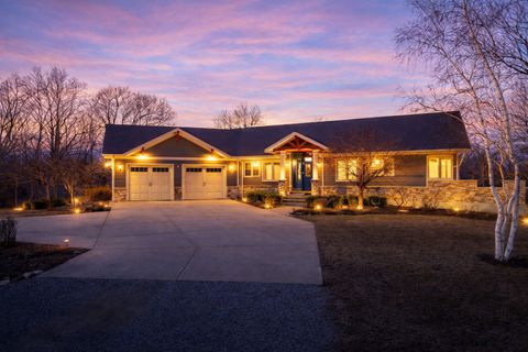 Tiny photo for 941 N 2150th Road, Ottawa, IL 61348 (MLS # 12580991)