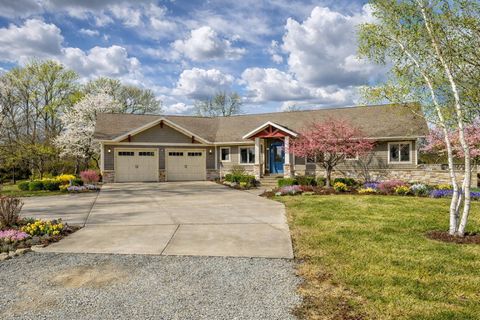 Tiny photo for 941 N 2150th Road, Ottawa, IL 61348 (MLS # 12580991)