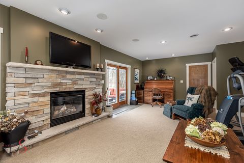 Tiny photo for 941 N 2150th Road, Ottawa, IL 61348 (MLS # 12580991)