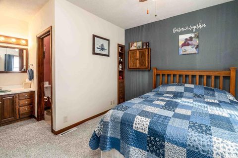 Tiny photo for 207 W Sylvester Street, Christopher, IL 62822 (MLS # EB460415)