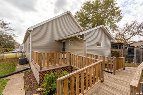 Photo of 207 W Sylvester Street, Christopher, IL 62822 (MLS # EB460415)