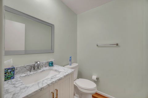 Tiny photo for 640 Burgundy Court #D, Elk Grove Village, IL 60007 (MLS # 12753820)