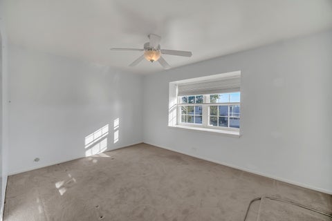 Tiny photo for 640 Burgundy Court #D, Elk Grove Village, IL 60007 (MLS # 12753820)