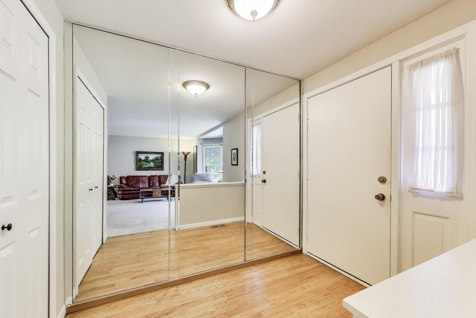 1022 Oakview Drive