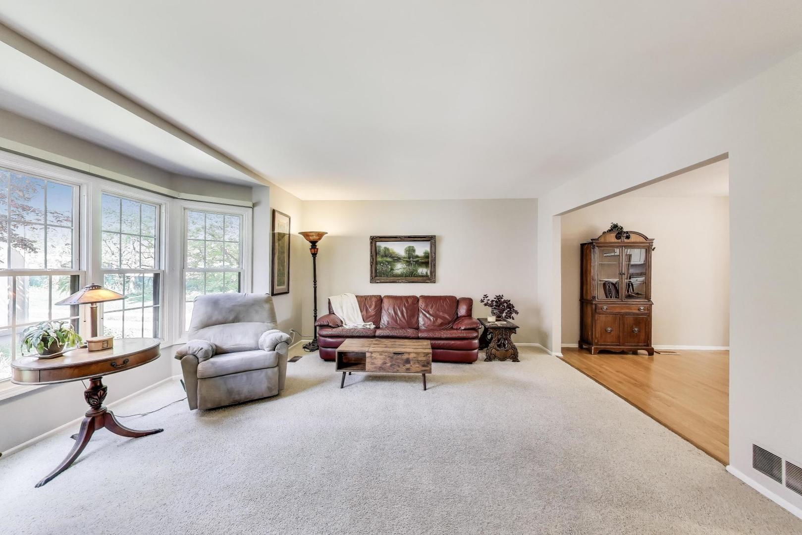 1022 Oakview Drive