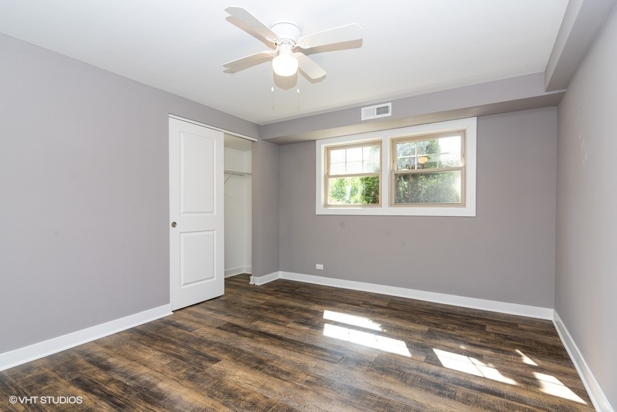 6527 N Seeley Avenue BW