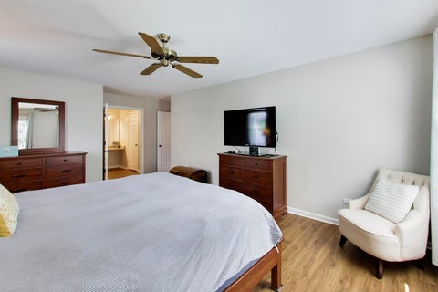 Tiny photo for 2446 Lawson Boulevard, Gurnee, IL 60031 (MLS # 12676570)