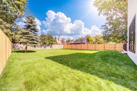 Tiny photo for 4708 Laurel Avenue, Glenview, IL 60025 (MLS # 12760981)
