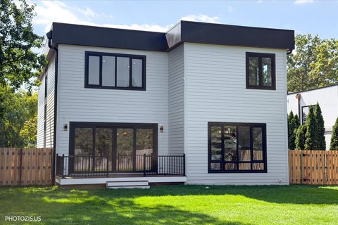 Tiny photo for 4708 Laurel Avenue, Glenview, IL 60025 (MLS # 12760981)
