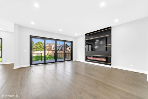 Tiny photo for 4708 Laurel Avenue, Glenview, IL 60025 (MLS # 12760981)