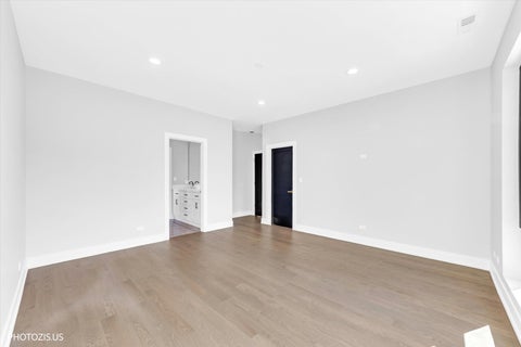 Tiny photo for 4708 Laurel Avenue, Glenview, IL 60025 (MLS # 12760981)