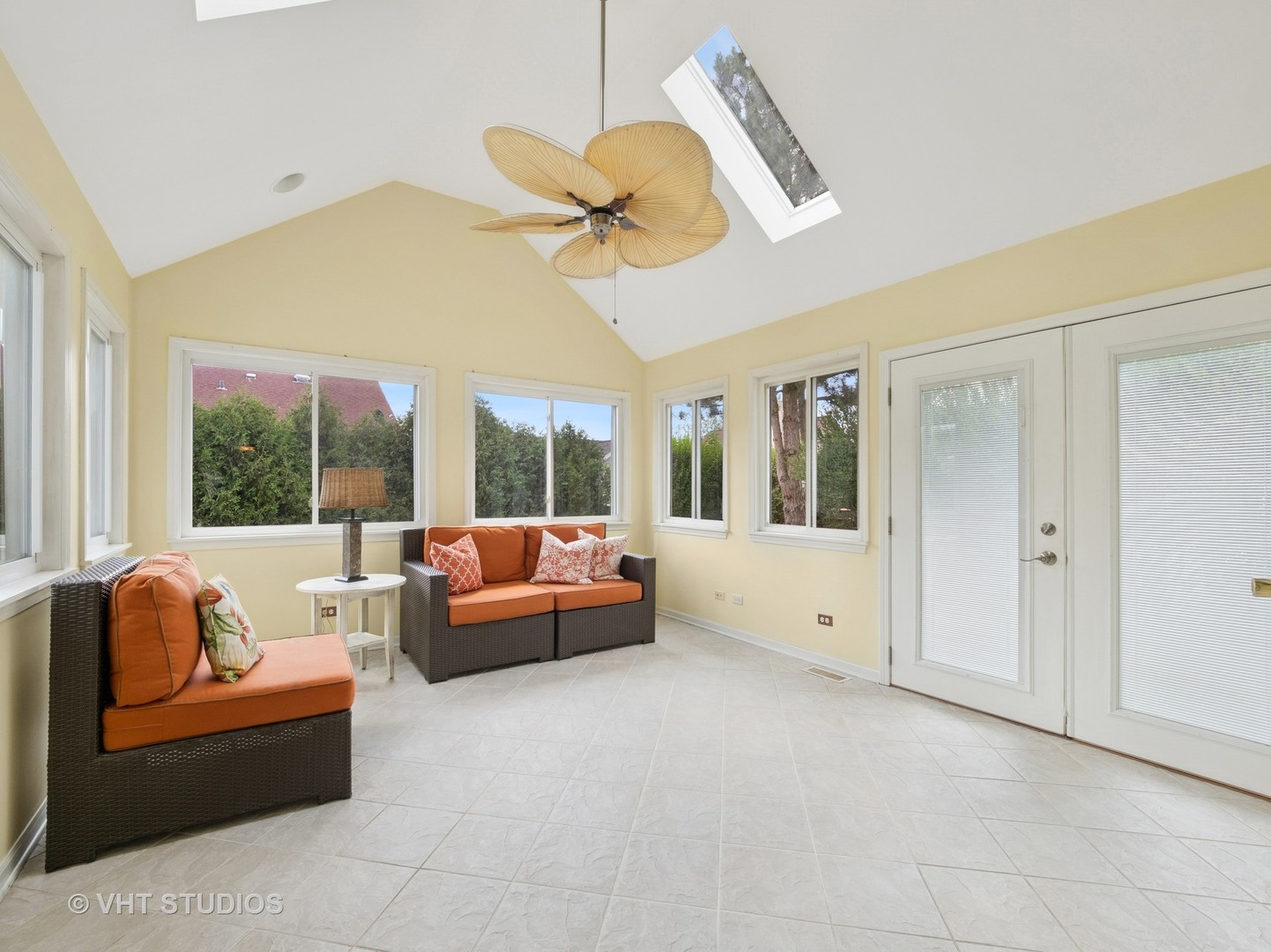 1135 Lexington Lane