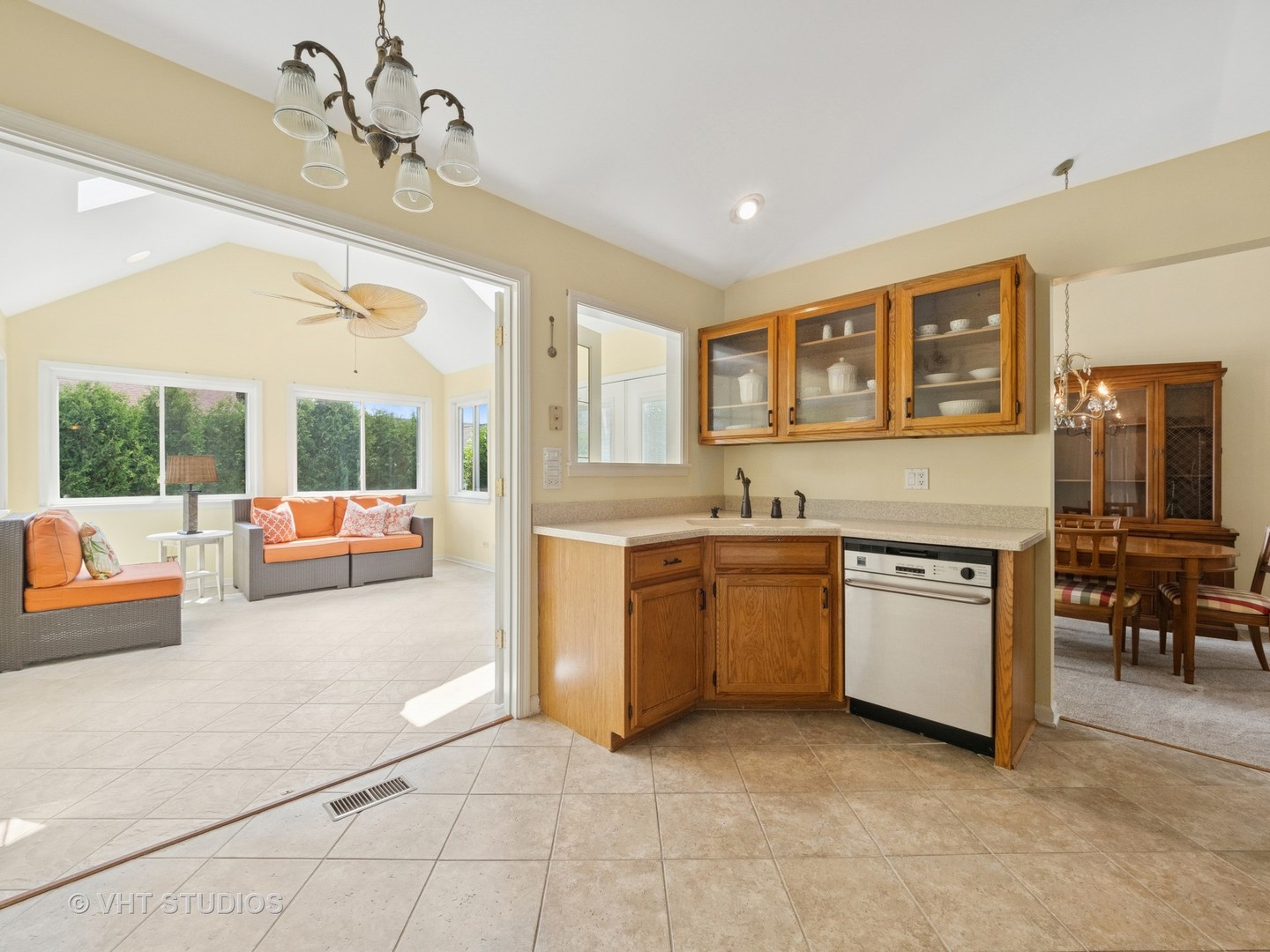 1135 Lexington Lane
