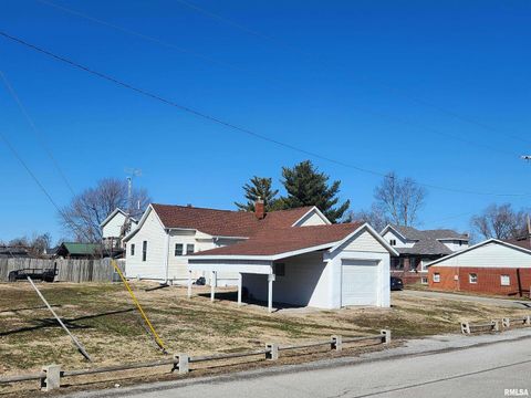 Tiny photo for 206 E SOUTH Street, Pinckneyville, IL 62274 (MLS # EB457033)