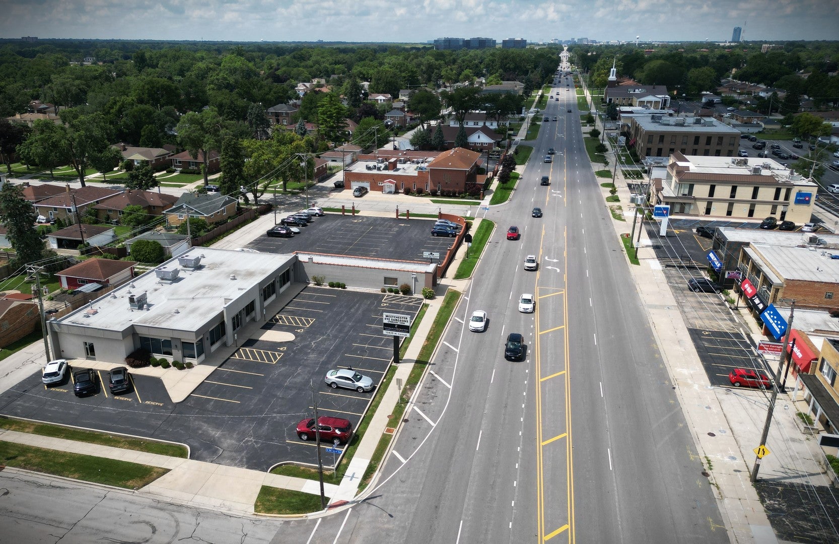 10439 W Cermak Road