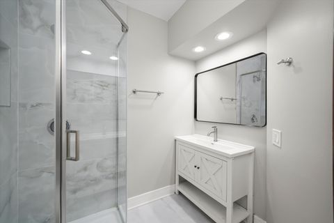 Tiny photo for 226 N Wilmette Avenue, Westmont, IL 60559 (MLS # 12501799)