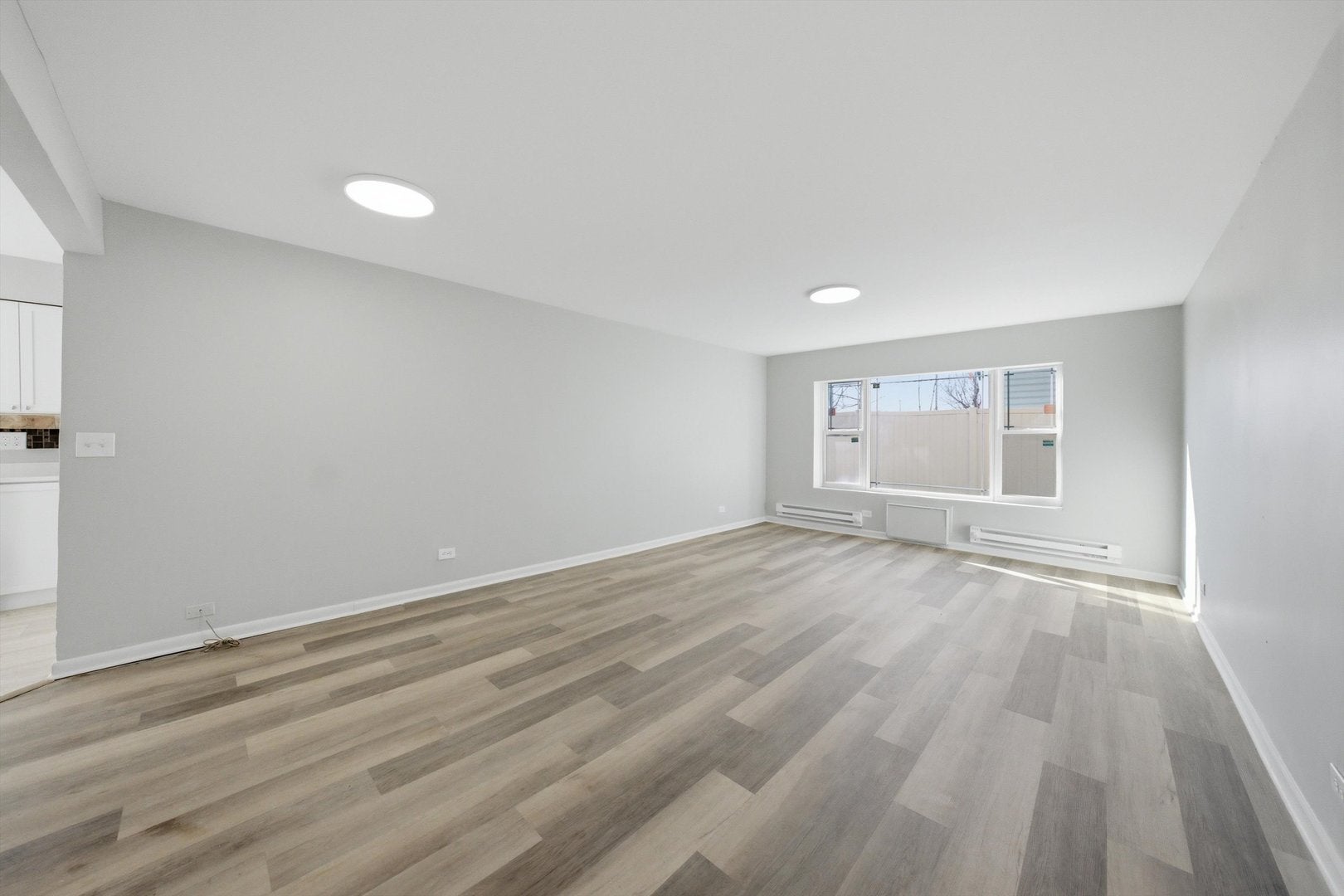 3243 S 49th Avenue 103