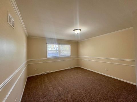 Tiny photo for 19252 Oakwood Avenue, Lansing, IL 60438 (MLS # 12502650)