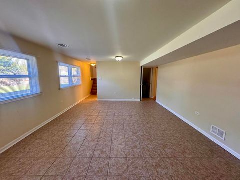 Tiny photo for 19252 Oakwood Avenue, Lansing, IL 60438 (MLS # 12502650)