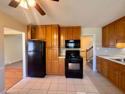 Tiny photo for 19252 Oakwood Avenue, Lansing, IL 60438 (MLS # 12502650)