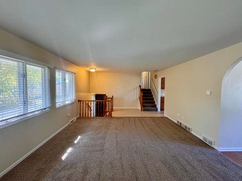 Tiny photo for 19252 Oakwood Avenue, Lansing, IL 60438 (MLS # 12502650)
