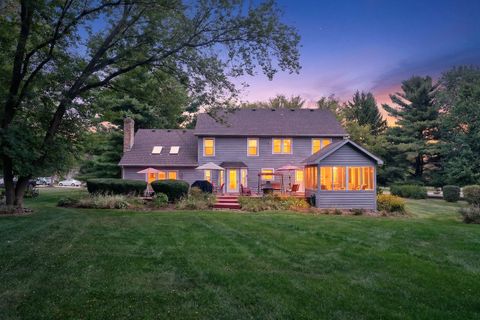 Tiny photo for 40W035 Deer Run Drive, St. Charles, IL 60175 (MLS # 12604628)