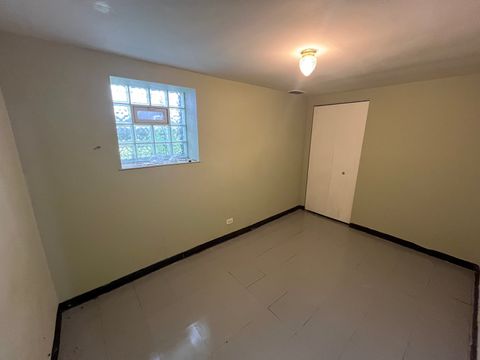 Tiny photo for 6916 S Lowe Avenue, Chicago, IL 60621 (MLS # 12567569)