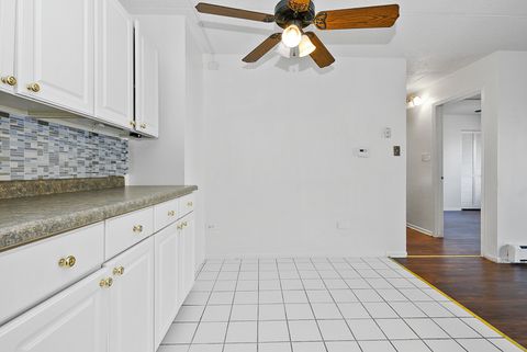 Tiny photo for 7335 W 157th Street #2B, Orland Park, IL 60462 (MLS # 12517263)