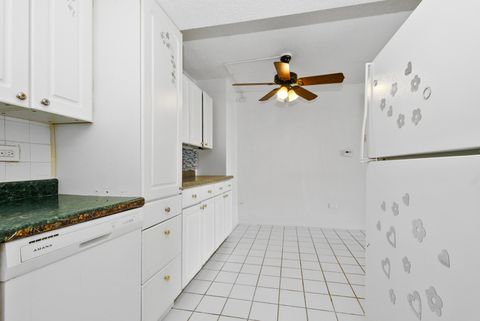 Tiny photo for 7335 W 157th Street #2B, Orland Park, IL 60462 (MLS # 12517263)