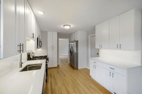 Tiny photo for 1305 E Ardyce Lane, Mount Prospect, IL 60056 (MLS # 12641053)