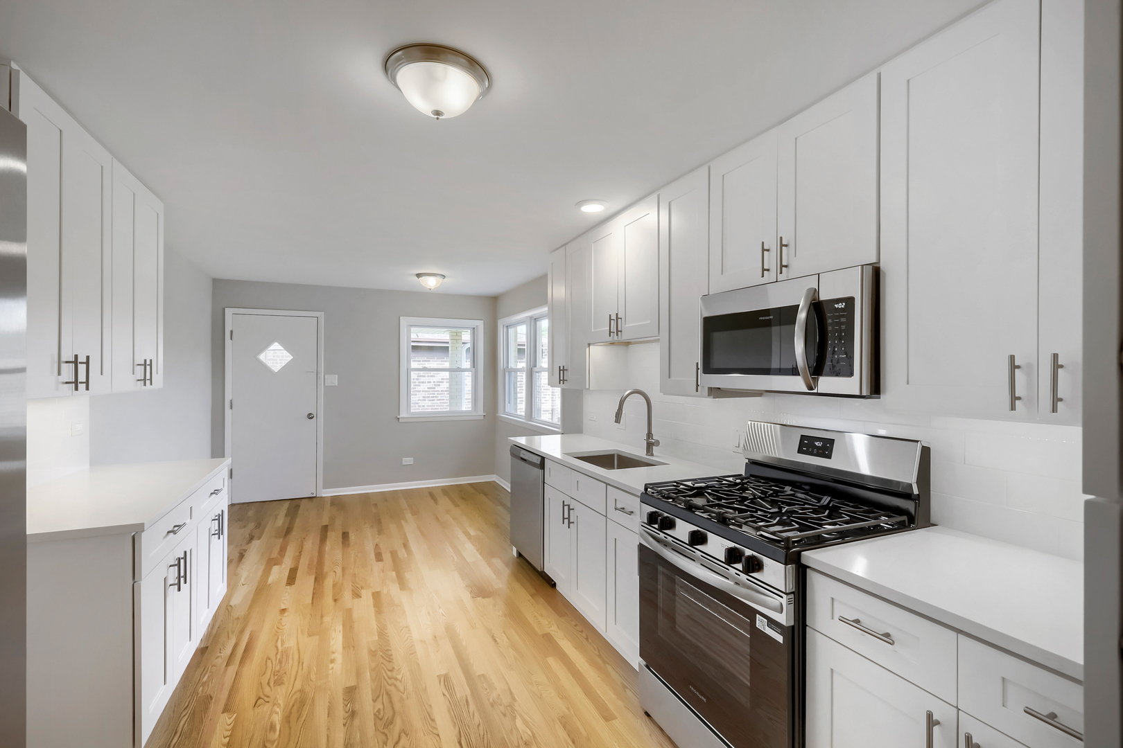 1305 E Ardyce Lane
